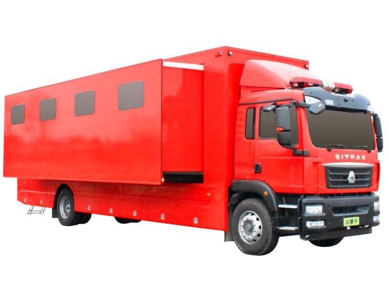 汕德卡32人宿营车 