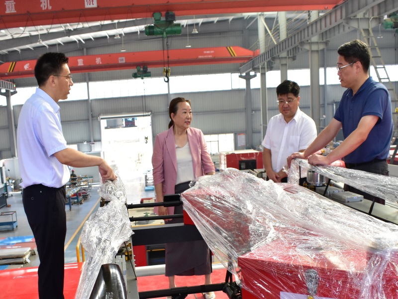 克克市长到3044永利特种车调研专汽产业供应链建设情况