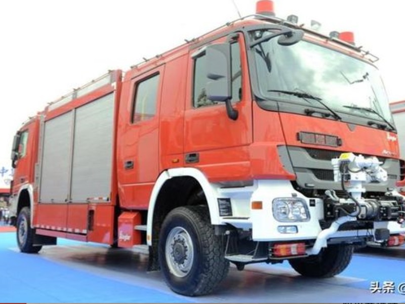 调头难？双头消防车来了！