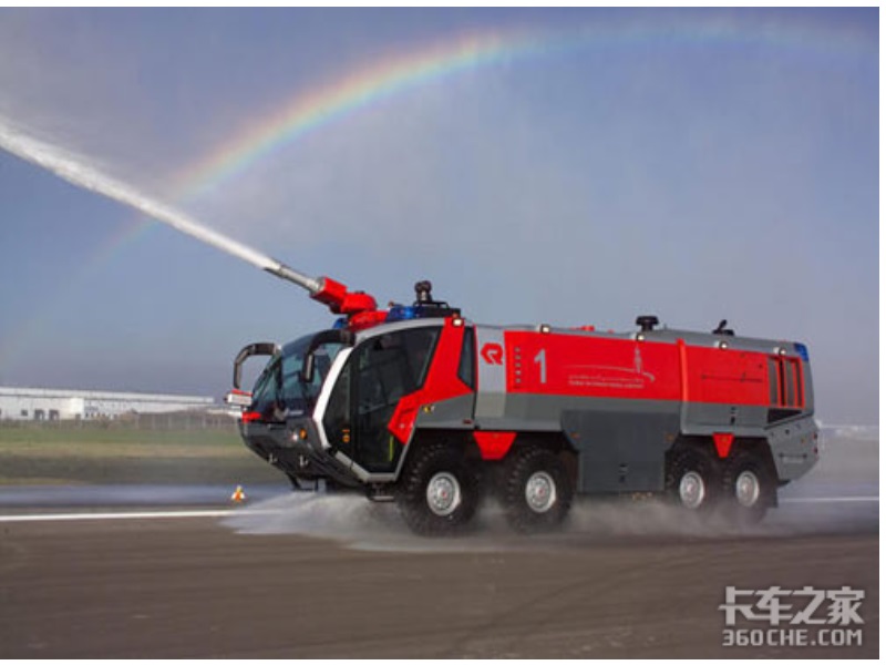 消防车喷的不只有水和泡沫，还有很多门道