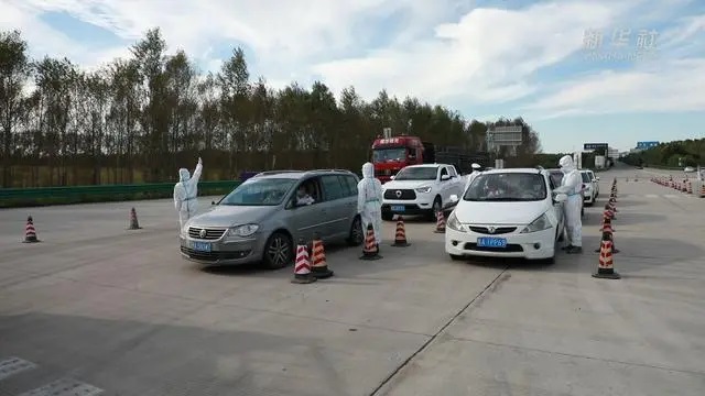 防疫限行!陕西、甘肃等地高速管控，无核酸劝返