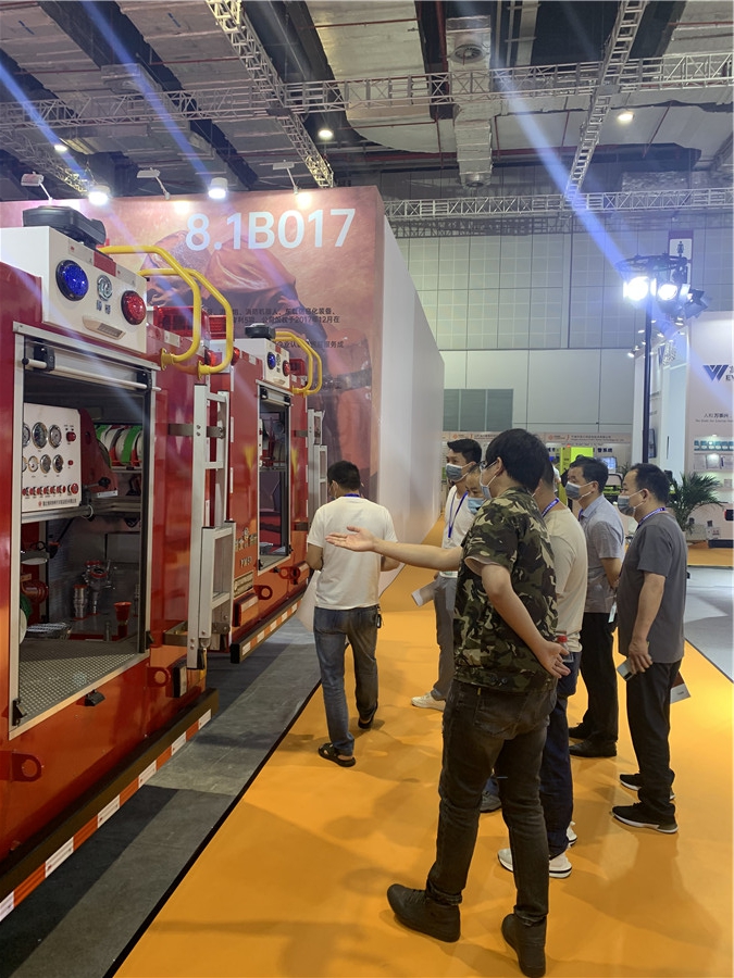 3044永利特种车亮相首届长三角国际应急博览会