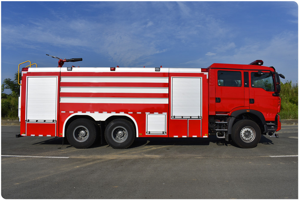 汽车领域,自动驾驶