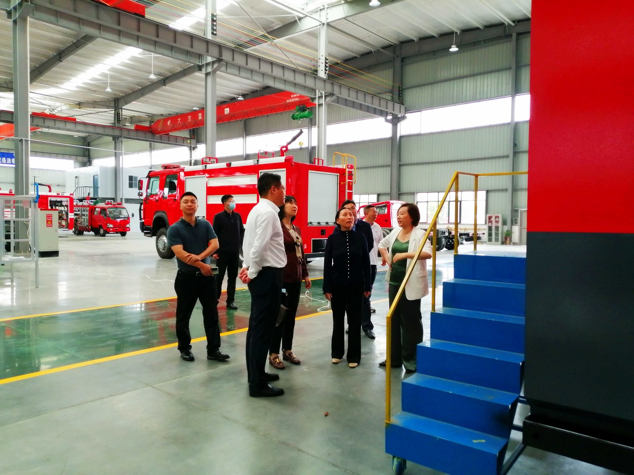 曾都区会同随县一行领导莅临3044永利参观指导工作