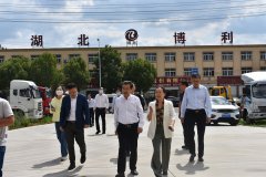 随州市委书记钱远坤深入3044永利特种车走访调研：增强企业创新力竞争力 不